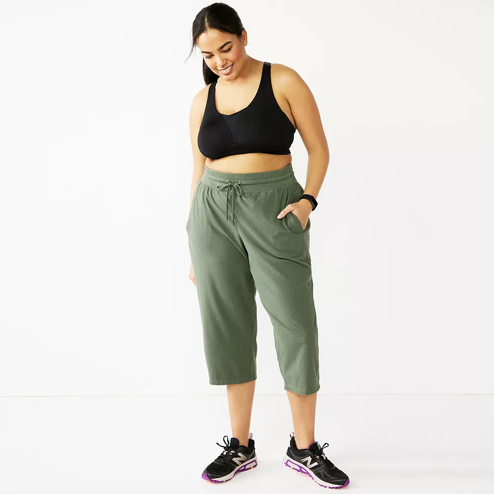 Plus Size Tek Gear® Essential Straight-Leg Capris 3 Plus Size Tek Gear® Essential Straight-Leg Capris - Image 3